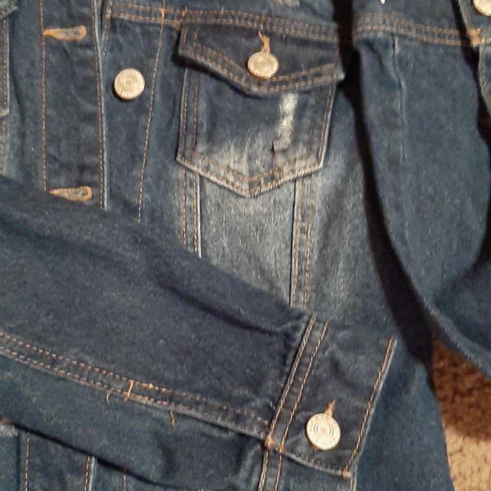 Jean jacket - Picture 5 of 10